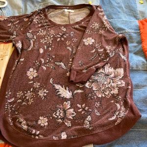 Soft, light weight mid length arm shirt